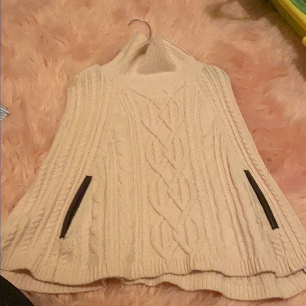 Janie and jack poncho size 4